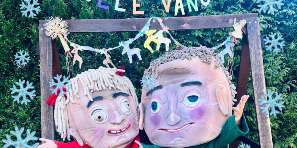 Om a Oma slaví Vánoce