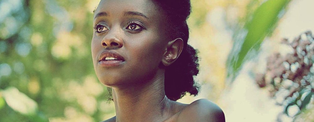 Jennifer Kamikazi přiveze mix soulu, indie folku a rwandských lidovek