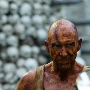 28 let poté: Chrám z kostí 