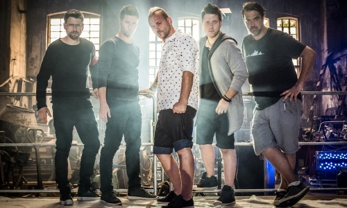 Cocotte Minute přivezou novou desku do M-klubu