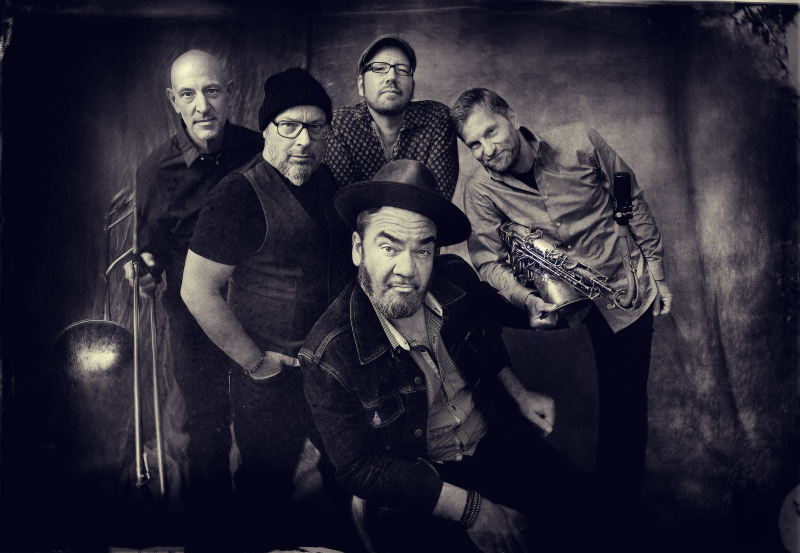 Pugsley Buzzard & The Swamp Orchestra (AUS)